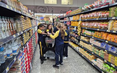 Endividamento atinge 78,3% das famílias brasileiras e escola aposta em educação financeira desde o maternal